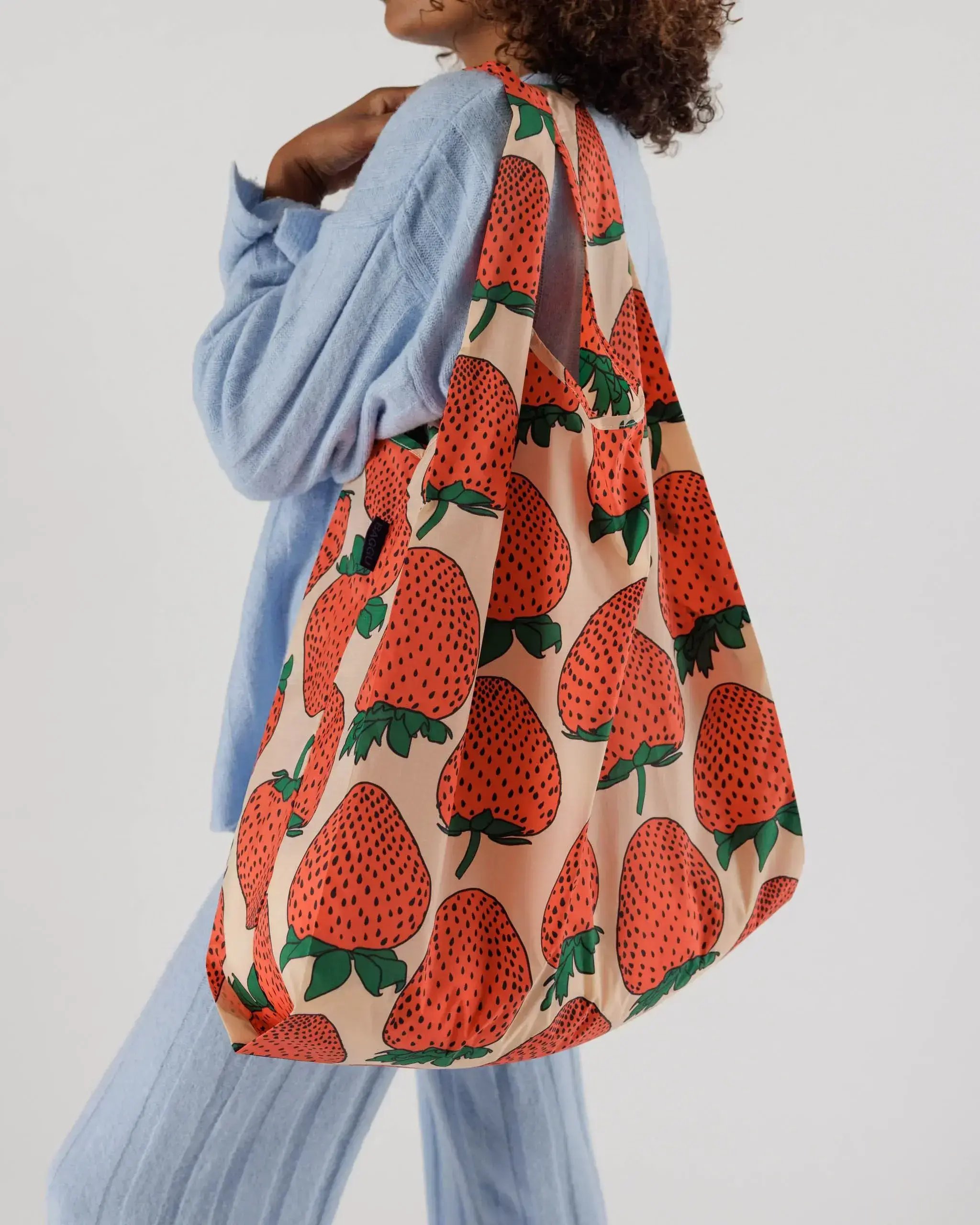 Big Baggu Strawberry - Image 3