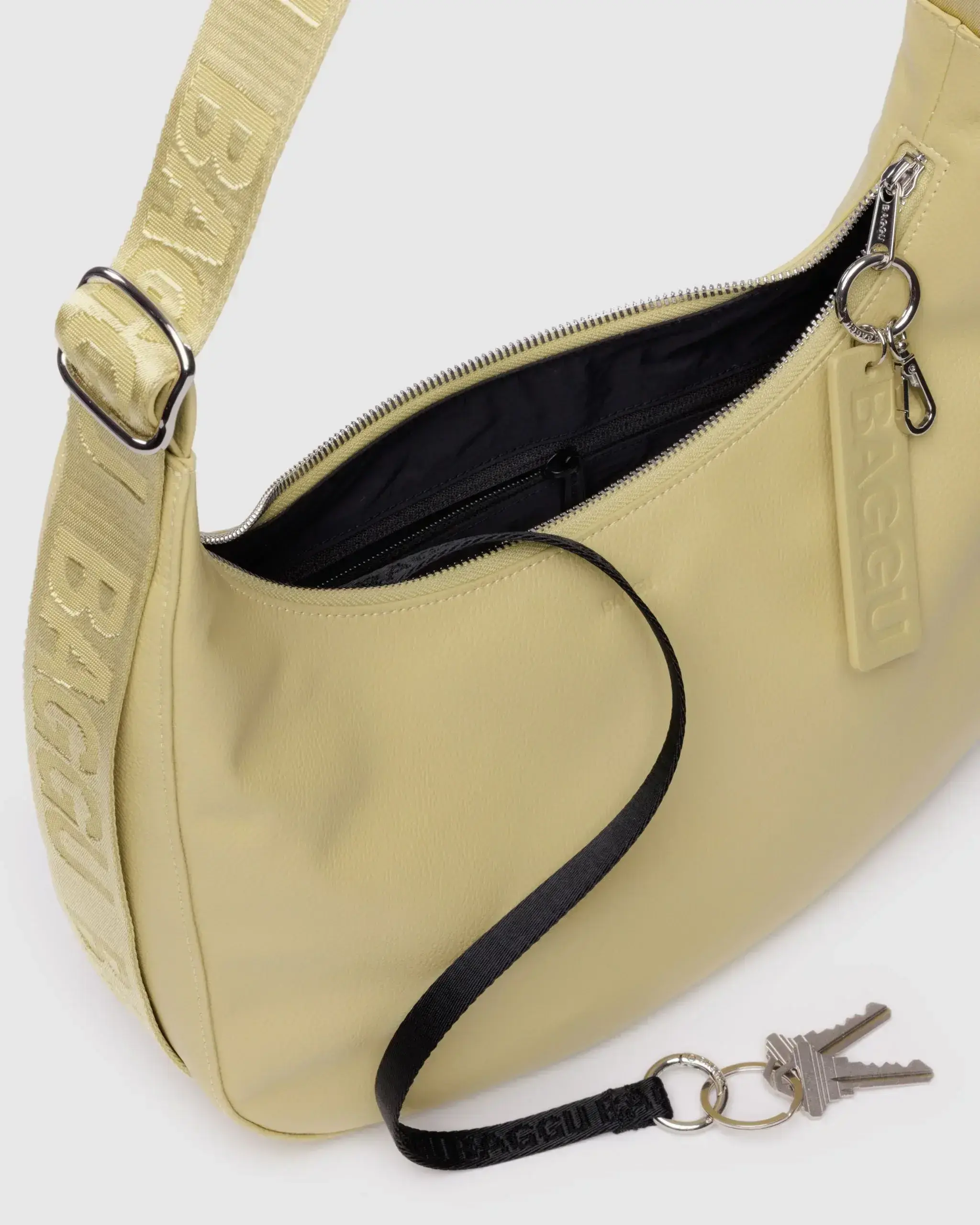 Medium Recycled Leather Crescent Bag Straw - Image 4