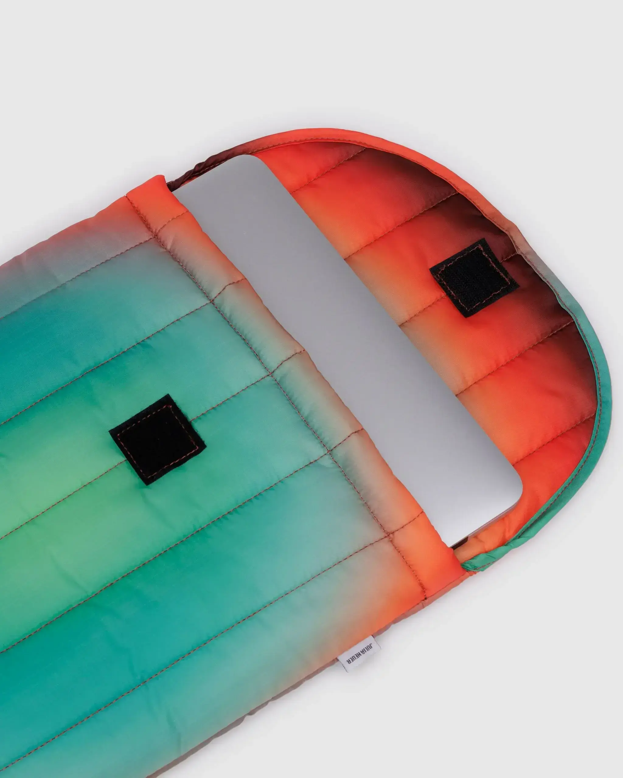 Puffy Laptop Sleeve 16" Rain - Image 2