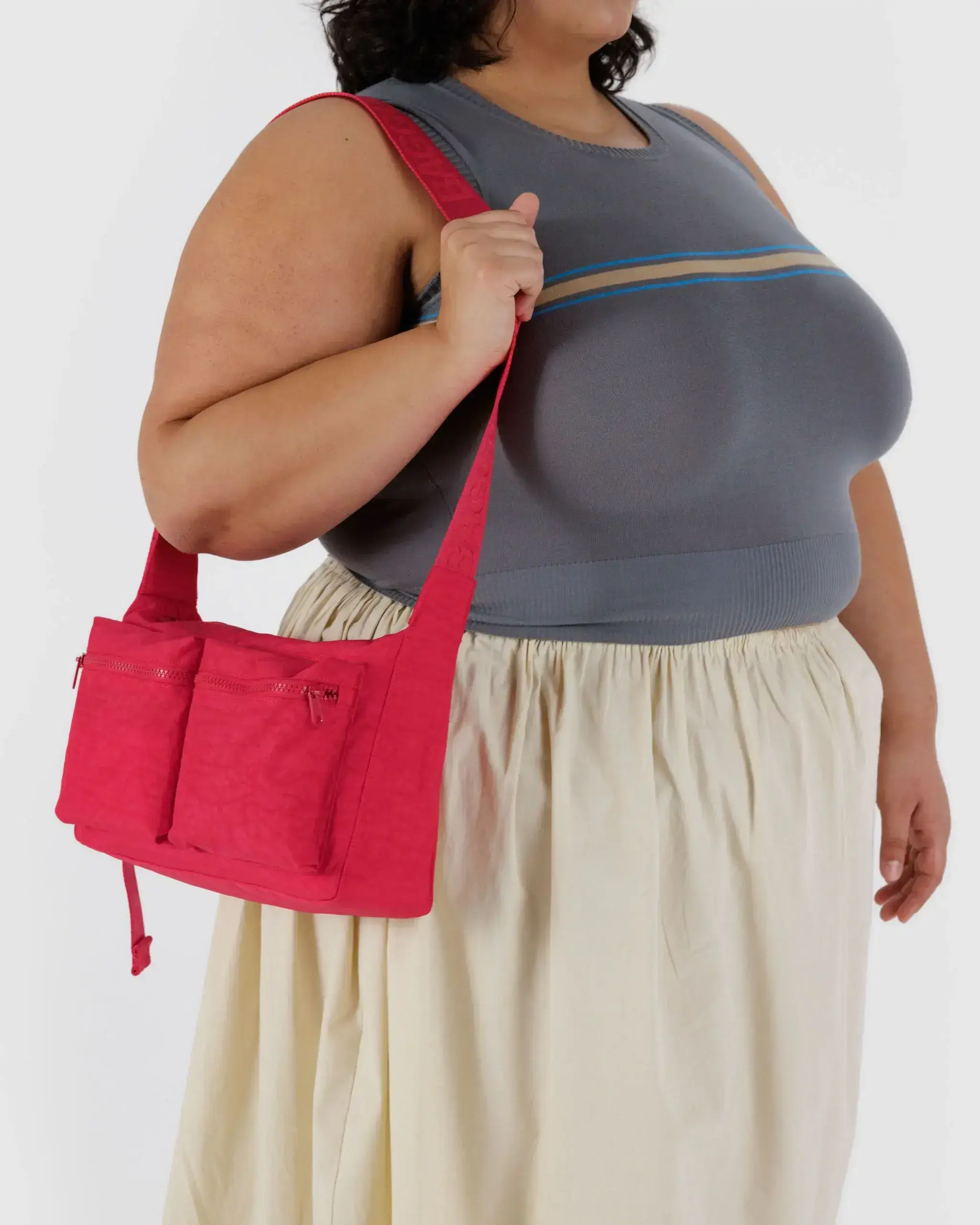 Medium Cargo Crossbody Candy Apple - Image 3
