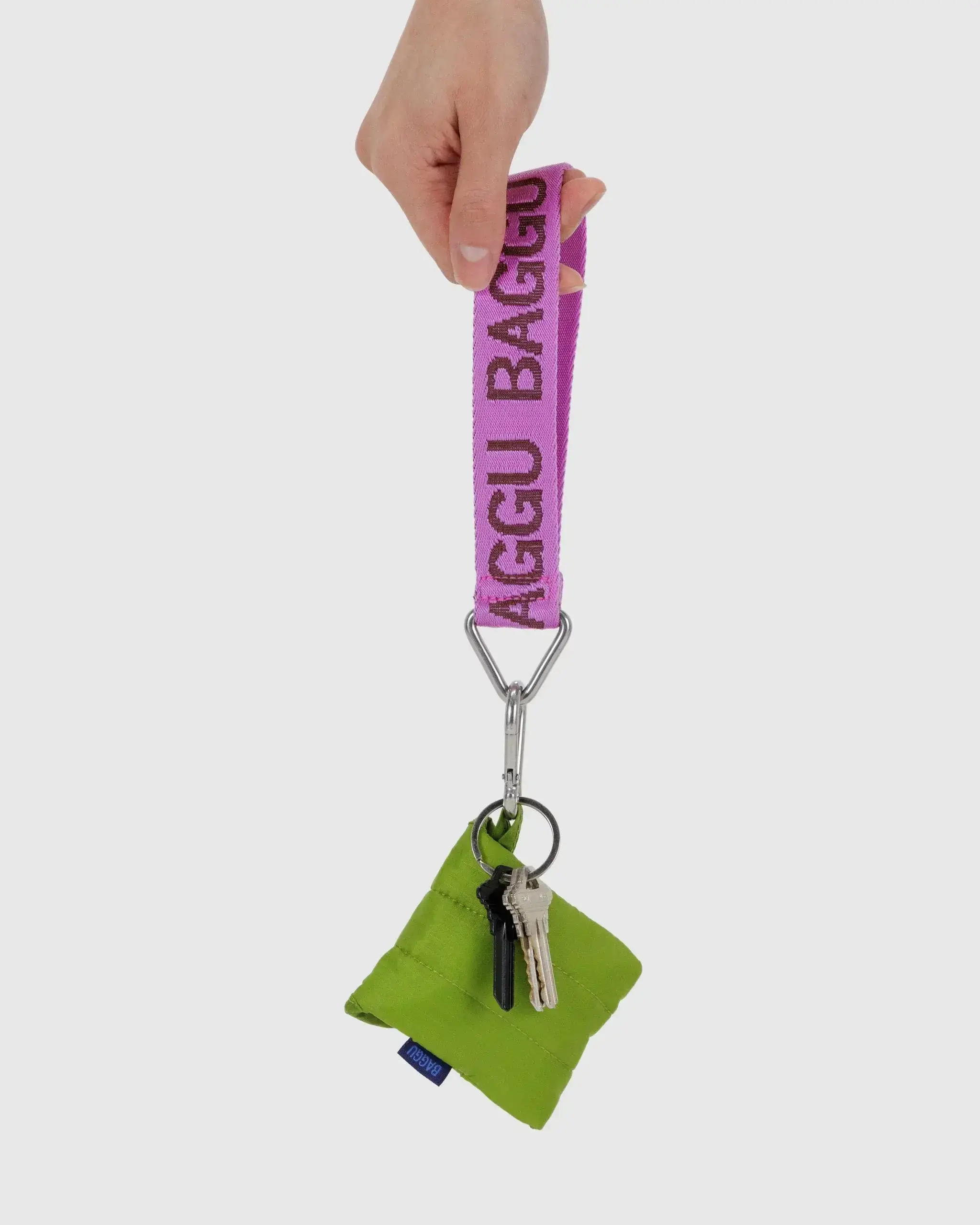 Logo Keychain Pink - Image 3