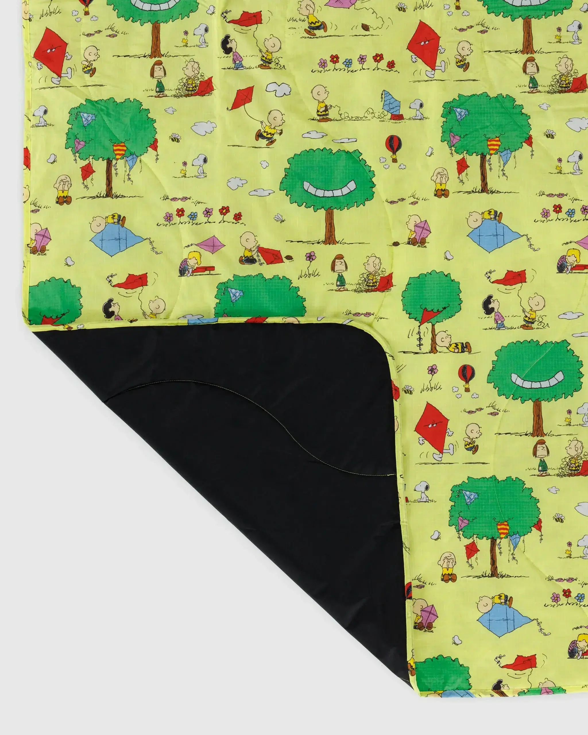 Puffy Picnic Blanket Kite Eating Tree - Image 4
