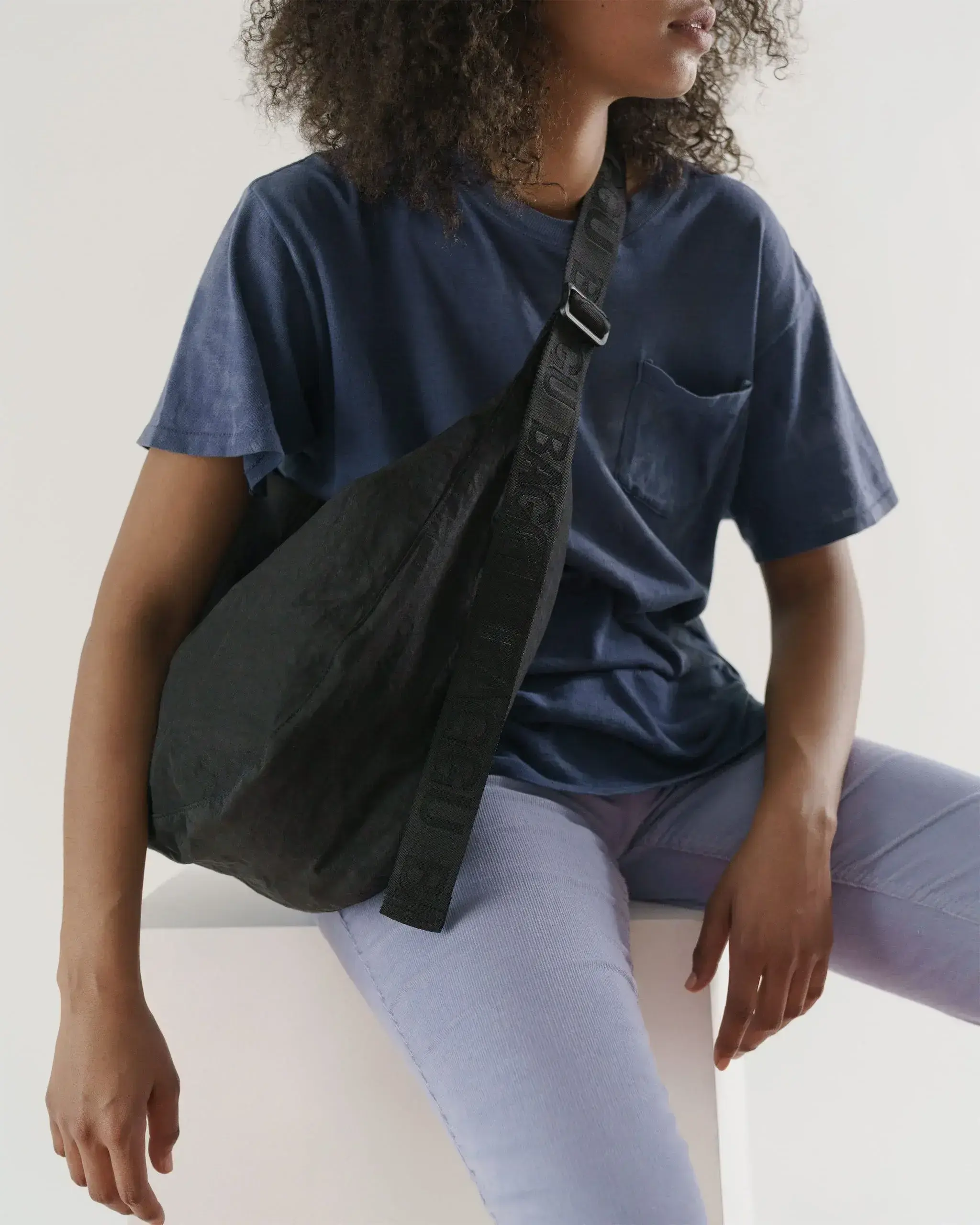 Large Nylon Crescent Bag Black 37.5" - Image 2