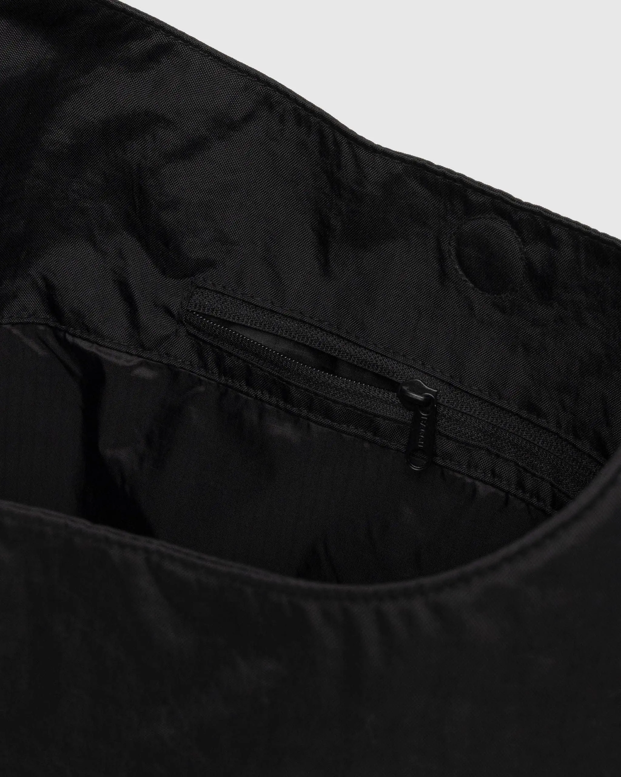 Large Nylon Sling Black - Image 4
