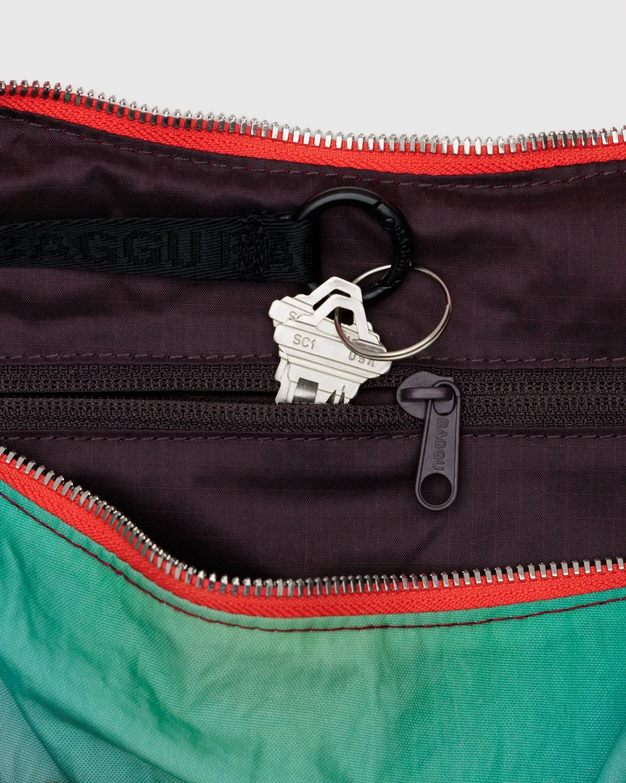 Medium Nylon Crescent Bag Rain - Image 4
