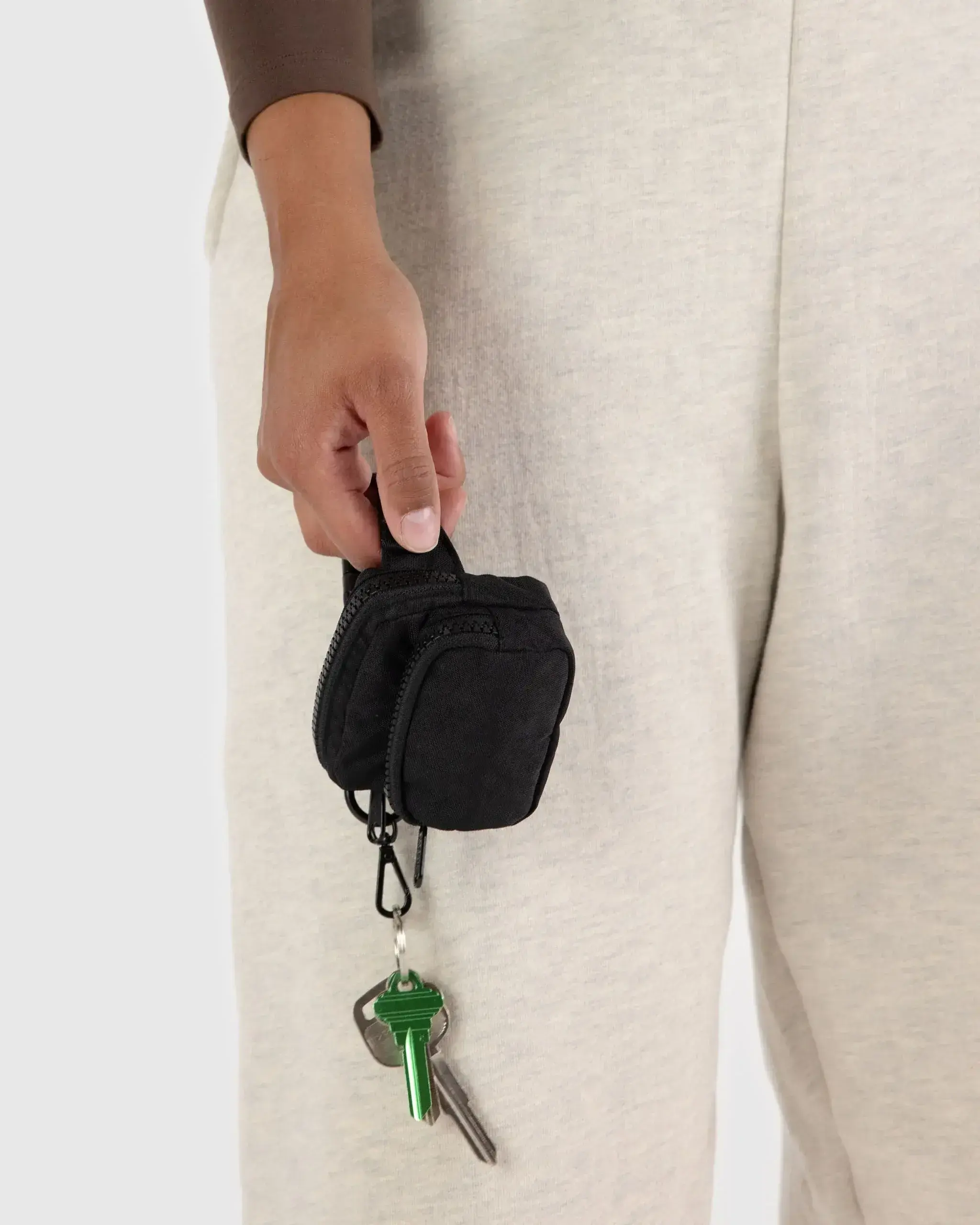 Fanny Pack Charm Black - Image 3