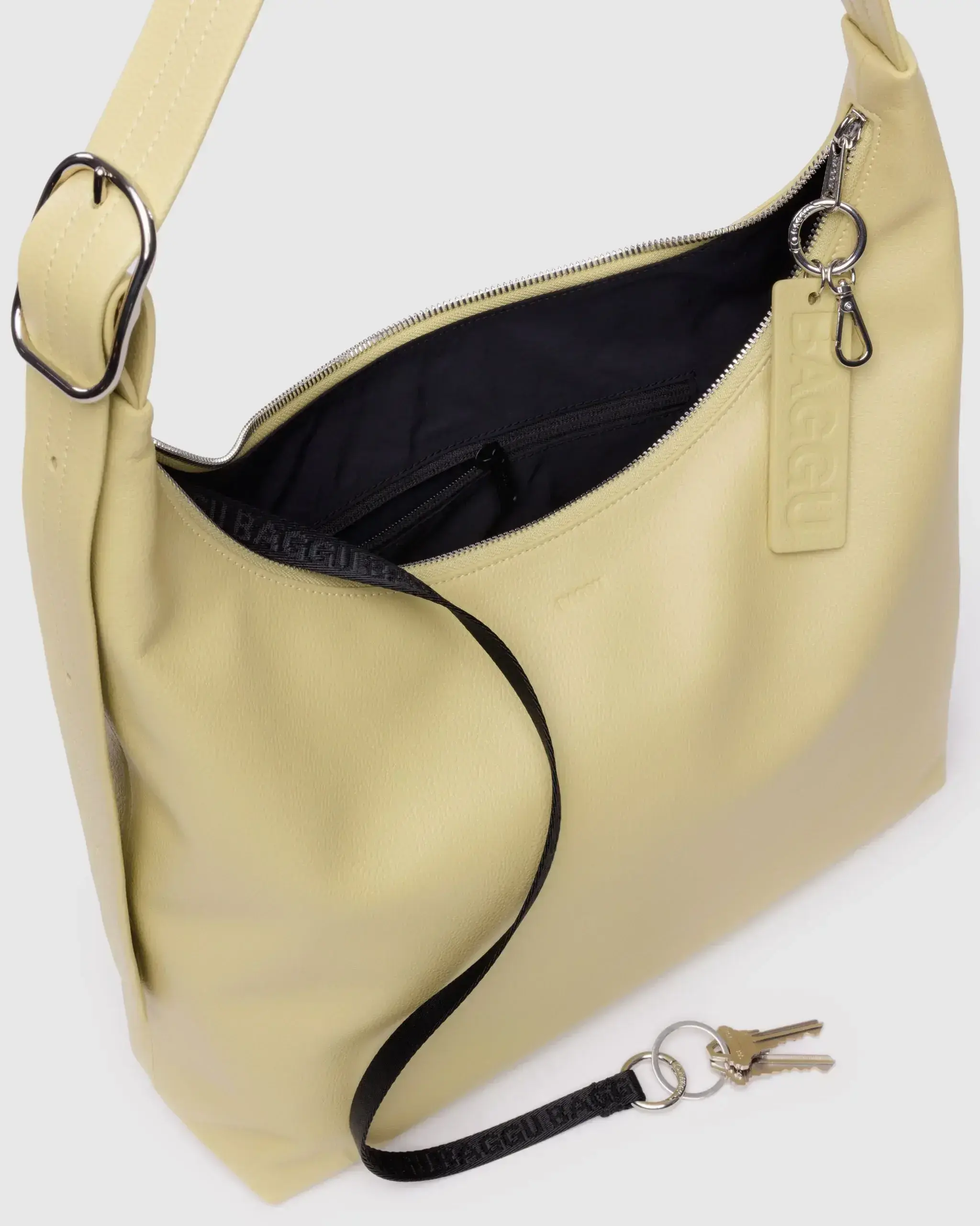 Recycled Leather Shoulder Bag Straw - Image 4