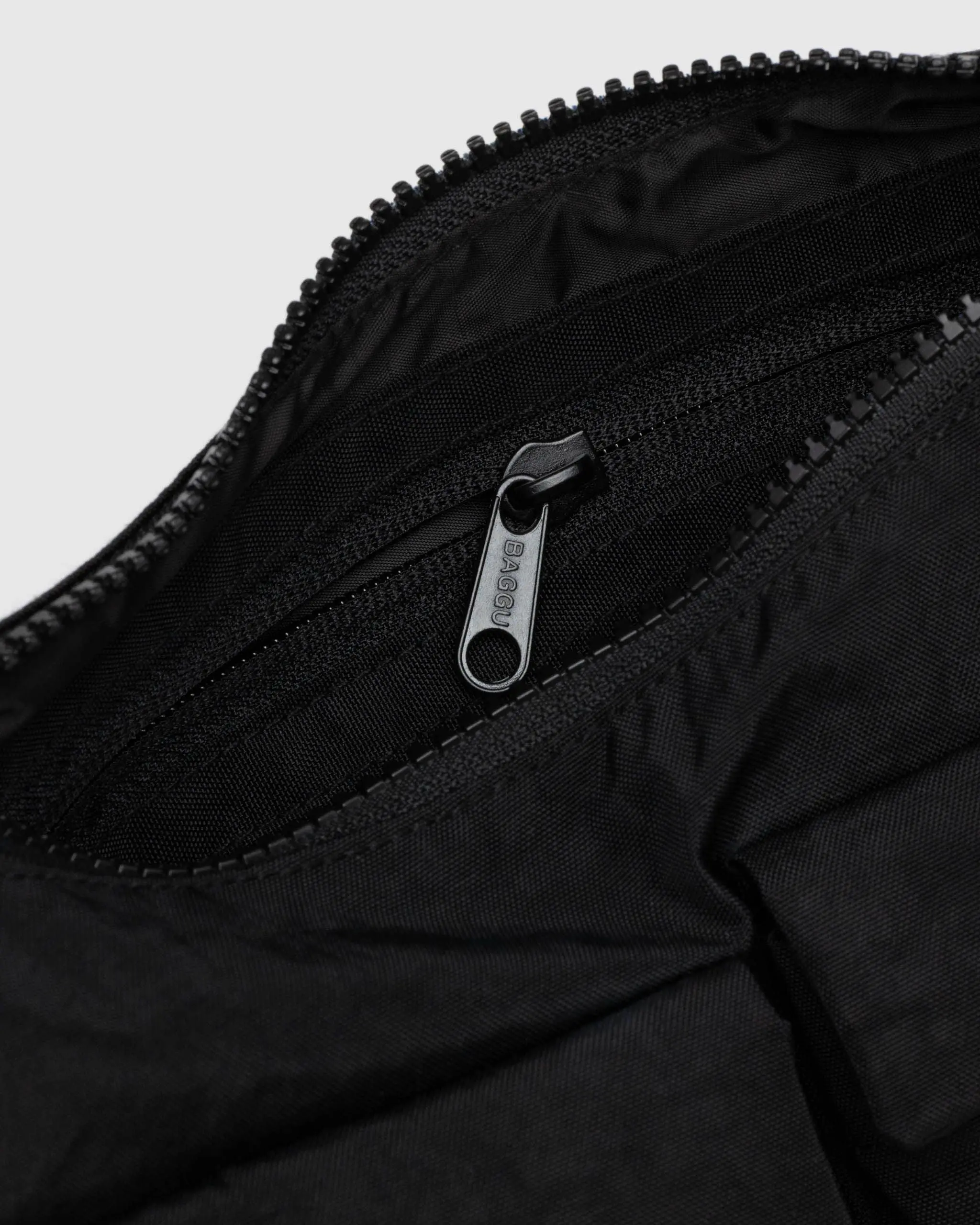 Cargo Shoulder Bag Black - Image 4